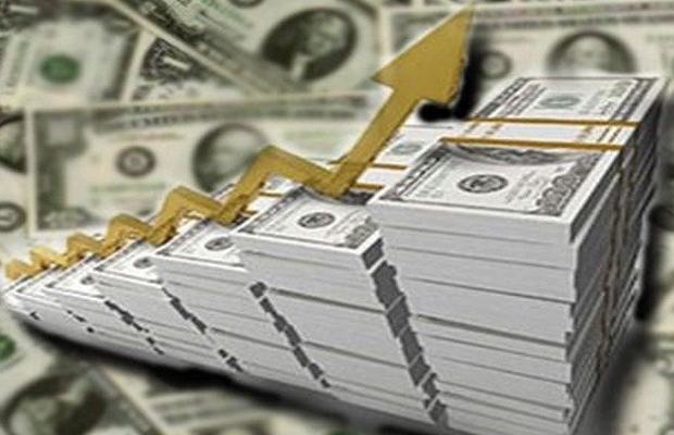 Dolar son bir ayın zirvesinde