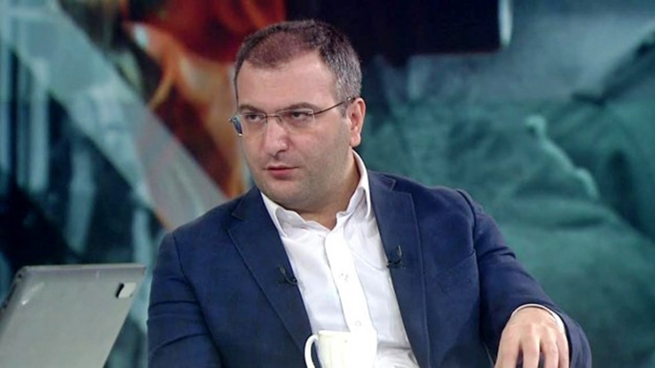 İktidara yakın gazeteci Cem Küçük Mehmet Şimşek ile görüştü! Asgari ücret için zam tahminini açıkladı