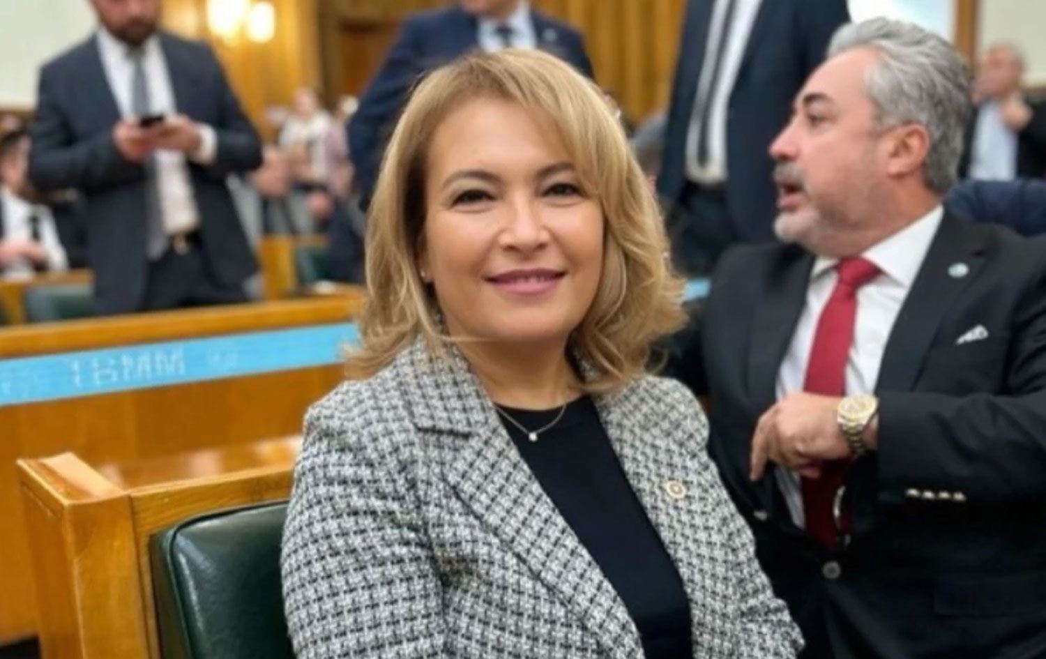 İstifa dalgasına bir İYİ Partili milletvekili daha katıldı: "CHP'nin işbirliği önerisinin reddedilmesi bardağı taşıran damla oldu"