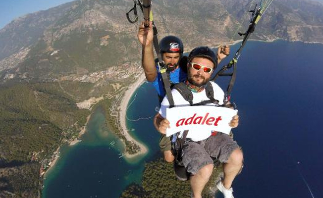 Gökyüzünde adalet eylemi!