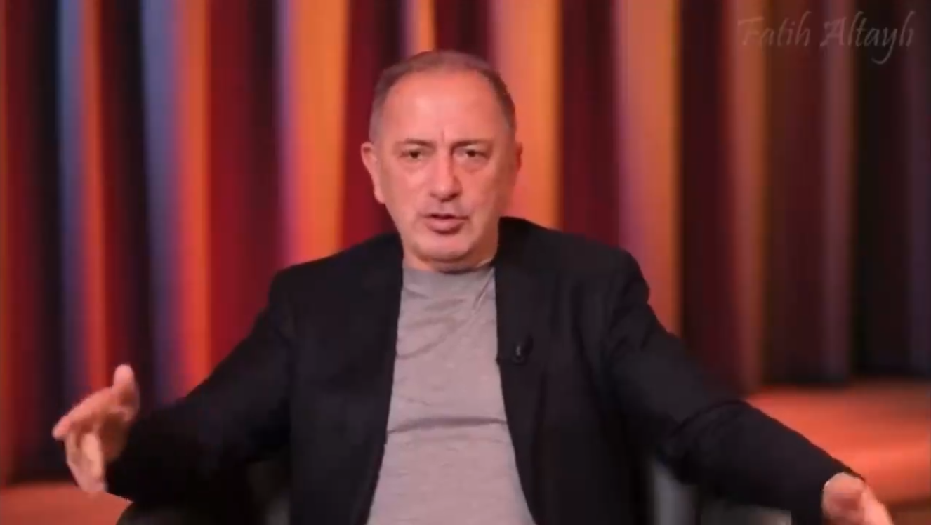 Fatih Altaylı meyhanede tarikatçılarla anısını anlattı: Tebliğcilere bu teklifi yaptı