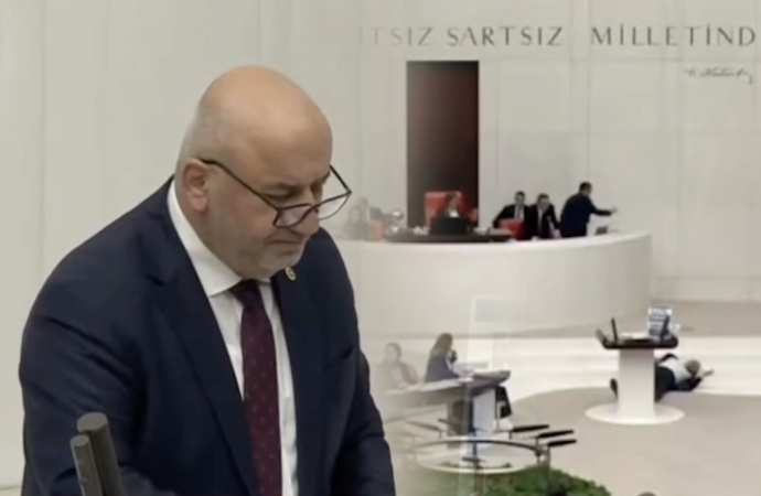 Saadet Partili Hasan Bitmez, TBMM'de konuşma yaptığı sırada bayıldı