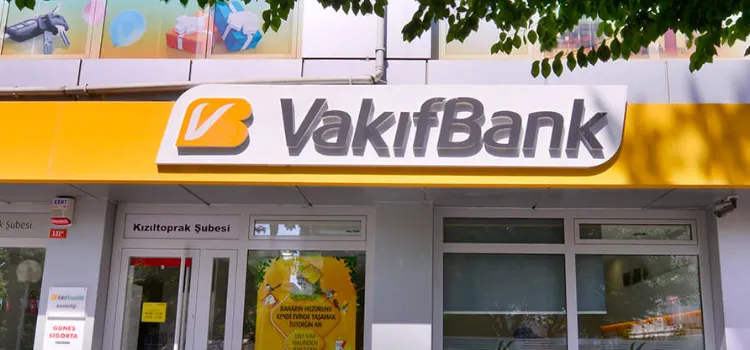2024'e girerken emekli ve çalışanlara Vakıfbank'tan sürpriz! Kefilsiz, belgesiz 100.000 TL kredi