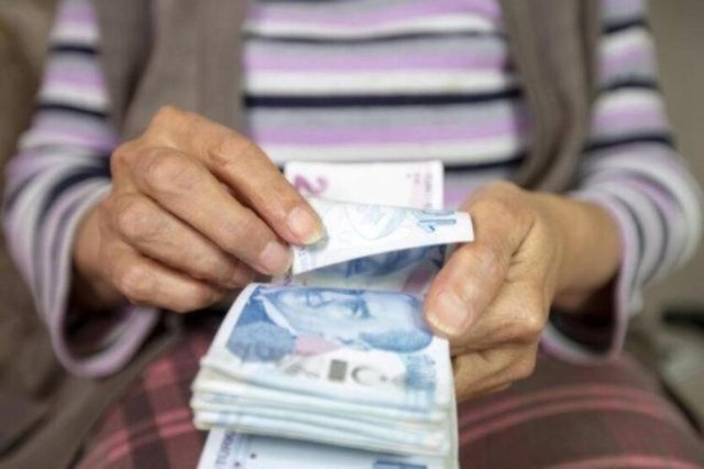 Emekliye bir darbe daha! 2 bin liranın üzerinde zam buhar olup gidecek