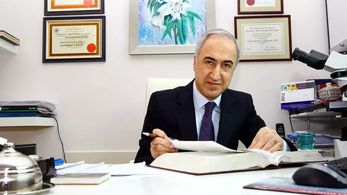 Gittiği otelden memnun kalmayan rektör, üniversitenin resmi hesabından açıklama yaptırdı!