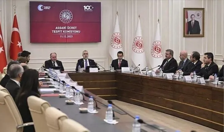 Asgari ücrette pazarlığın başlayacağı dip rakam belli oldu!