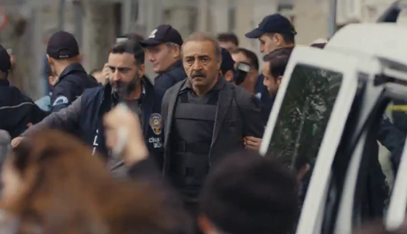 Yılmaz Erdoğan'ın yeni dizisi tanıtım filmiyle tepki çekti: "Kadın cinayetlerini romantize etmeyin!"