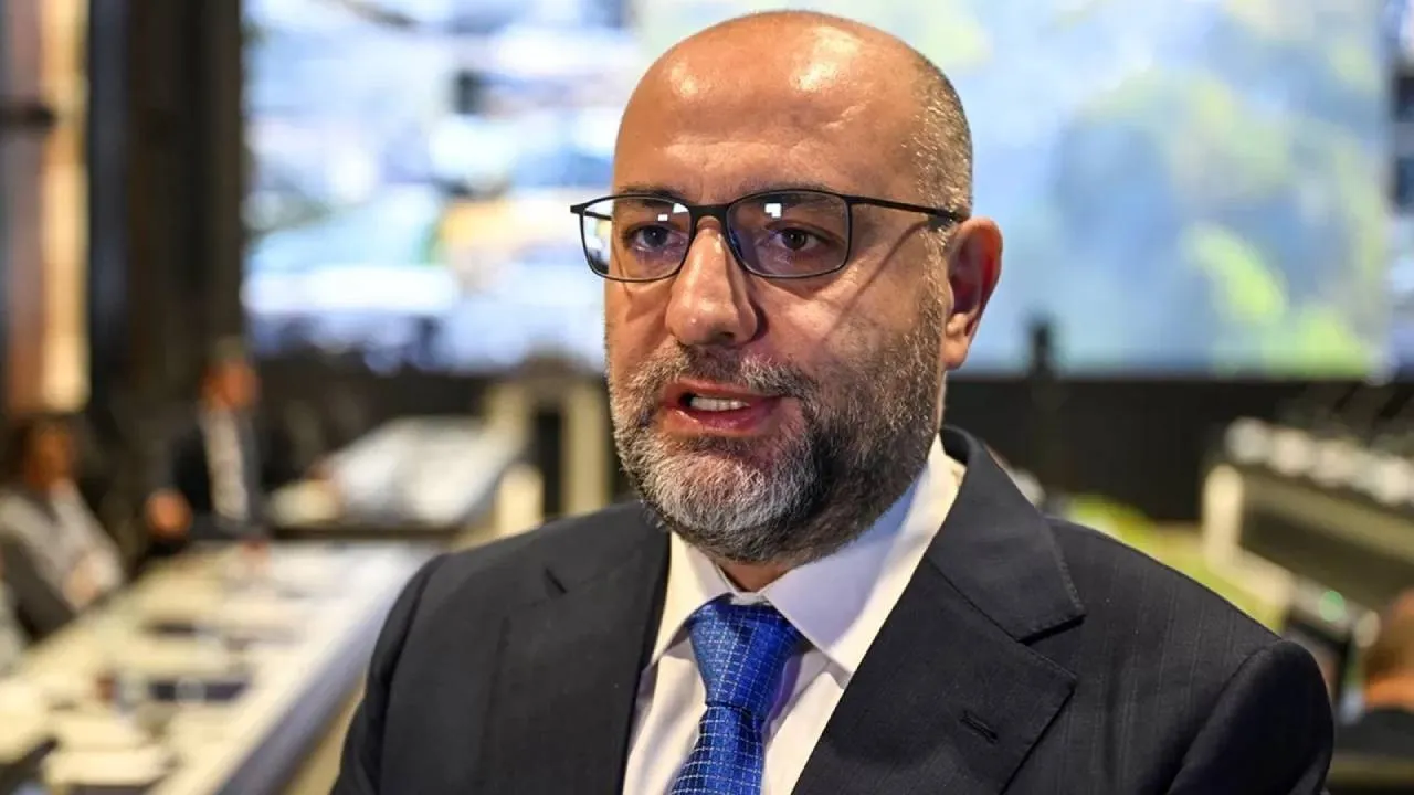 Buğra Gökce'den Merkez Bankası Başkanı Hafize Gaye Erkan'a: İzmir’e taşınsa kiralık ev bulabilir miydi?