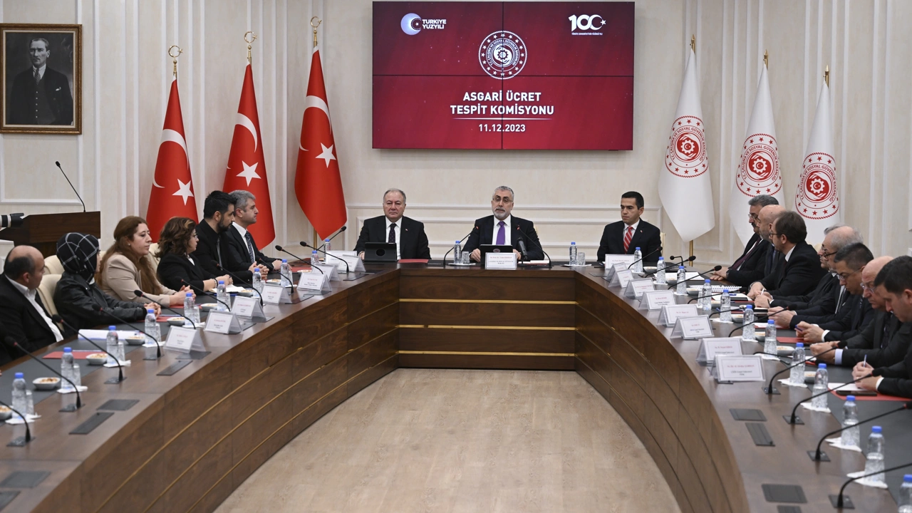 Asgari Ücret Tespit Komisyonu ikinci toplantısı sona erdi! Ortaya hangi rakam çıktı?