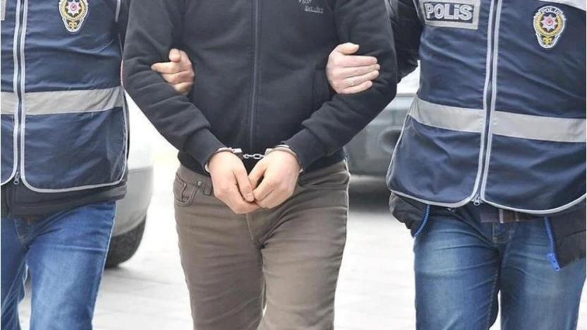 İçişleri Bakanı Ali Yerlikaya duyurdu: Kırmızı bültenle aranan 2 kişi daha Türkiye'de yakalandı