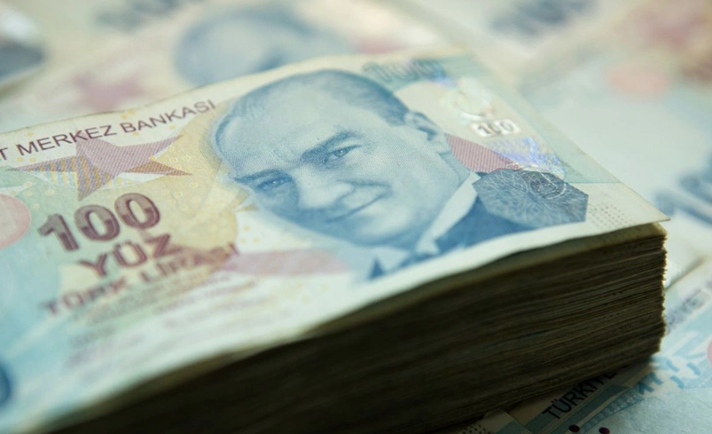 Ünlü ekonomist asgari ücreti ilan etti! Hadi hayırlı olsun...