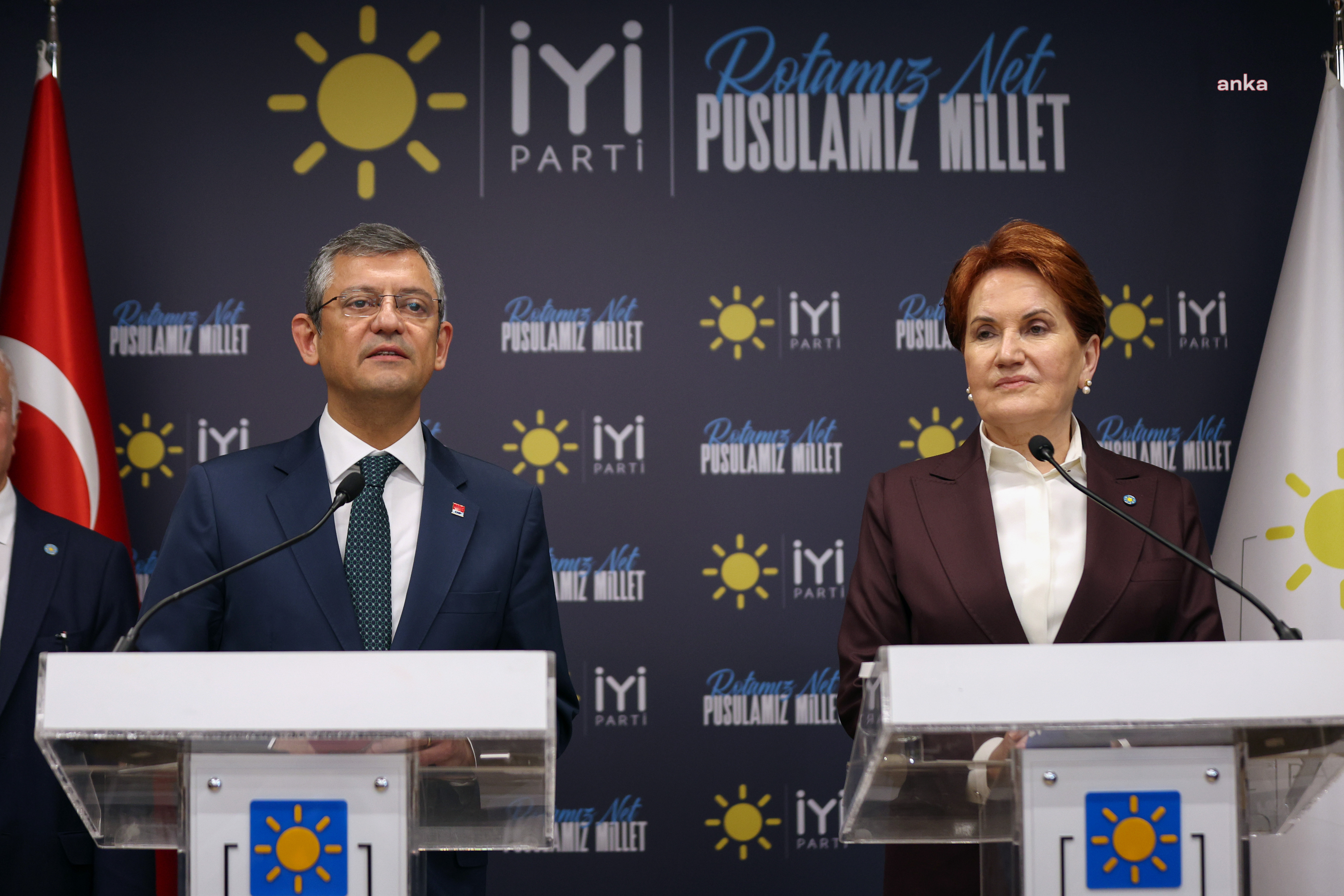 Özgür Özel, Meral Akşener'in 'savaş ilanı'na ilk kez yanıt verdi! O da ilan etti!