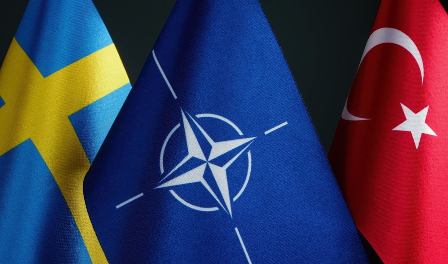 Türkiye, İsveç'in NATO'ya katılımı için karar verdi! İşte Meclis komisyonundan çıkan sonuç