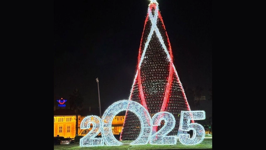 Adana'da gelenek bozulmadı! Tüm dünya 2024'e hazırlık yaparken Adana'da 2025'i kutluyor