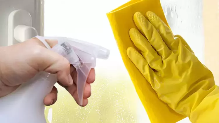 Bu karışımla camlarda ne parmak izi ne leke kalacak!