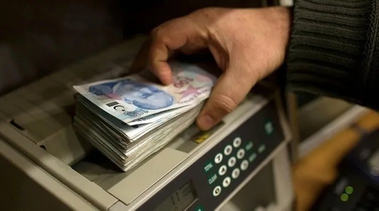 Çalışan emeklilere 5 bin liralık ikramiyede yeni gelişme! Ödeme takvimi belli oldu