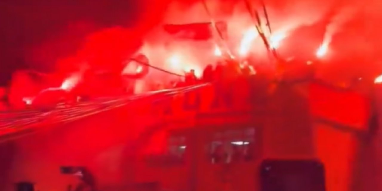 Ankaragücü taraftarından cezaevinden tahliye eden Faruk Koca'ya coşkulu karşılama! Ortalığı ateşe verdiler