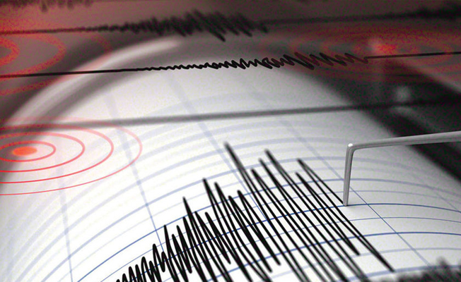 Manisa'da korkutan deprem!