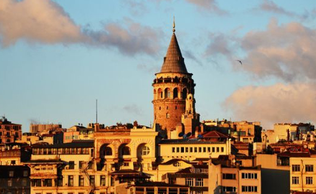 Tarihi yapıda çatlak riski!