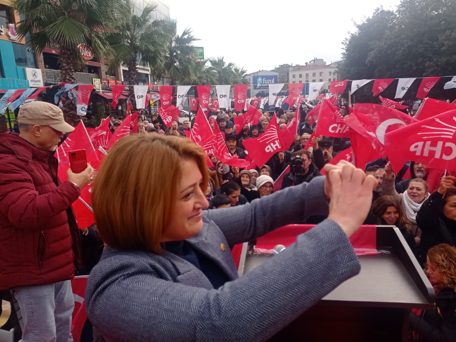 Özge Çamcı, Gaziosmanpaşa'dan aday adayı oldu!