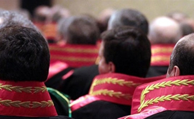 Yargıçlar Sendikası, HSK kararnamesini değerlendirdi