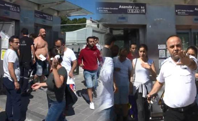 Taksim'de mahsur kaldılar, saldırıya uğradılar!