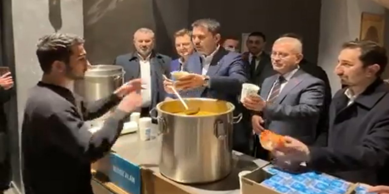 Murat Kurum'dan öğrencilere mercimek çorbası yerine domates çorbası vaadi