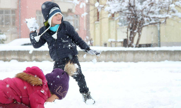O il ve ilçelerde okullar tatil edildi! Eğitime kar molası