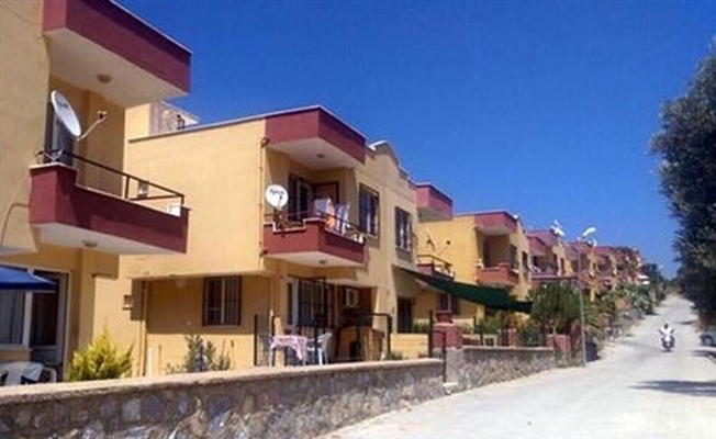 Aynı villayı 8 kişiye sattılar