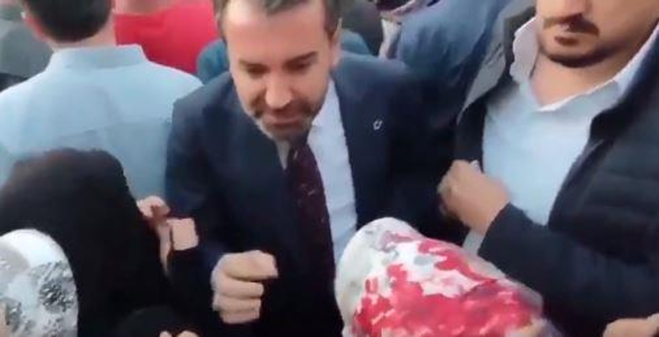 Depremzedeye "Önceki evinde duşakabin mi vardı?" diyen AKP'li isim yeniden aday gösterildi