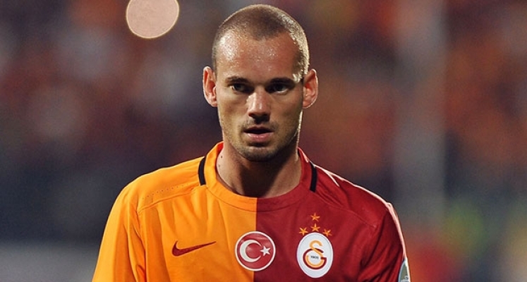 Wesley Sneijder Galatasaray'ı sildi!