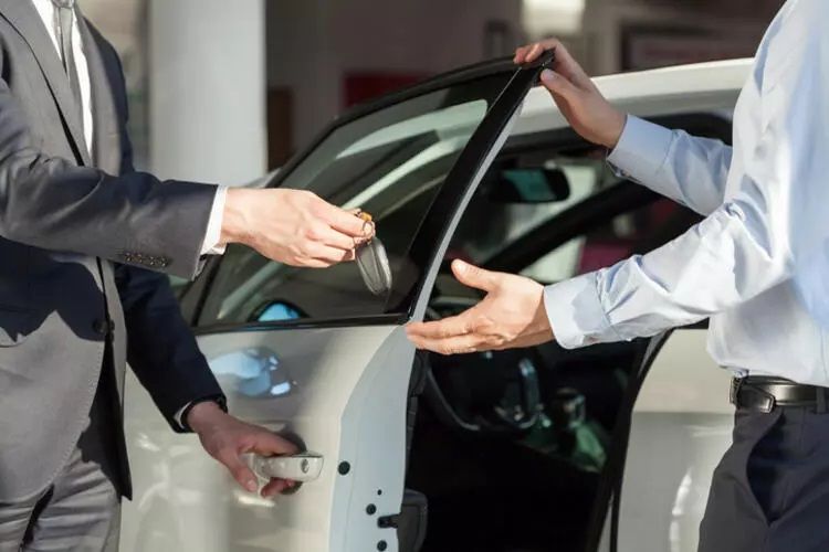 350 bin TL'niz varsa yetiyor! Toyoto'dan sıfır araç sahibi olabilirsiniz