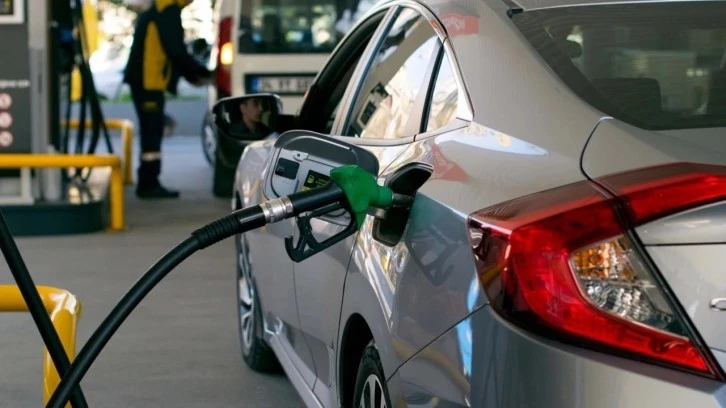 Benzine zam geldi! İşte 23 Ocak güncel akaryakıt fiyatları listesi