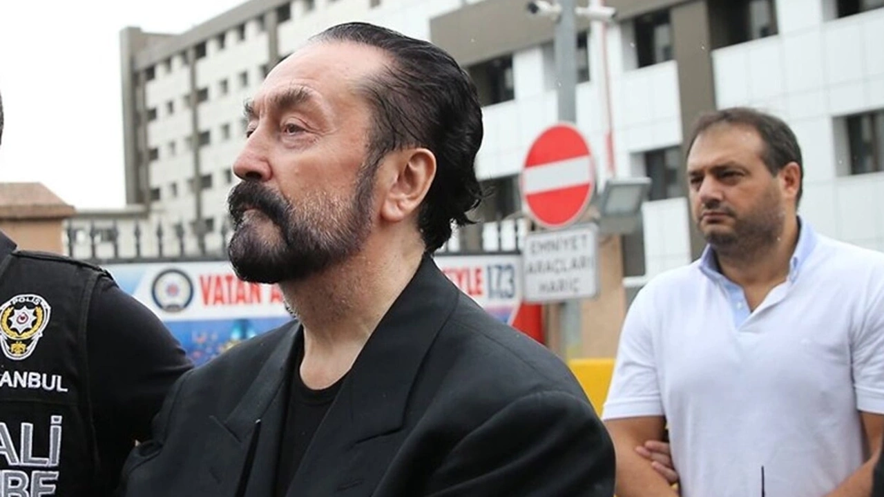 Adnan Oktarcıların yüksek yargı mensuplarını fişlediği ortaya çıktı
