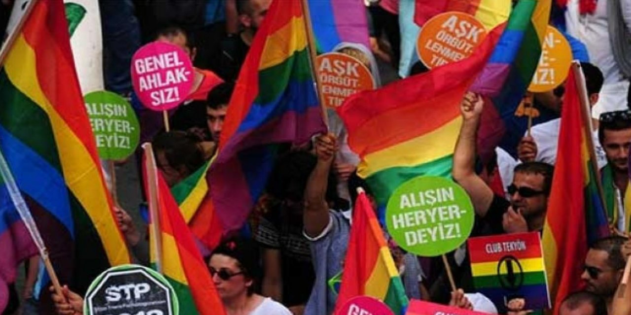 LGBT'leri hedef alan Yeniden Refah'a olay 'ahlak' yanıtı