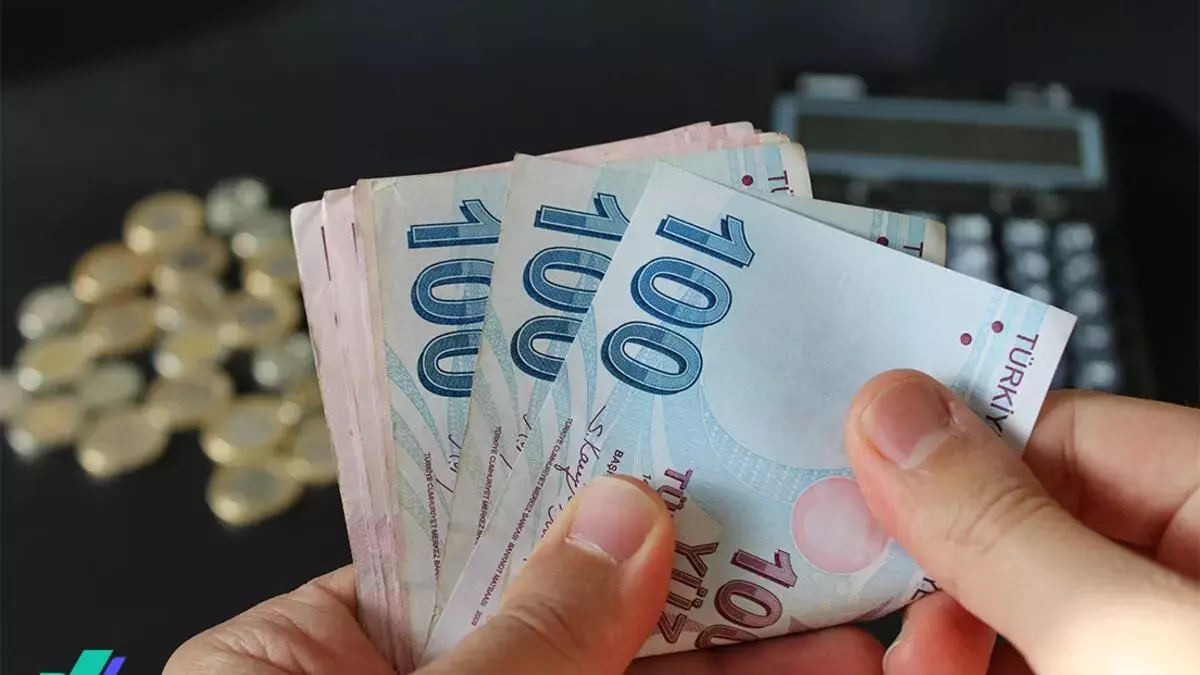Kamu işçilerine ek ödemeler yattı! İkinci taksit için tarih belli oldu