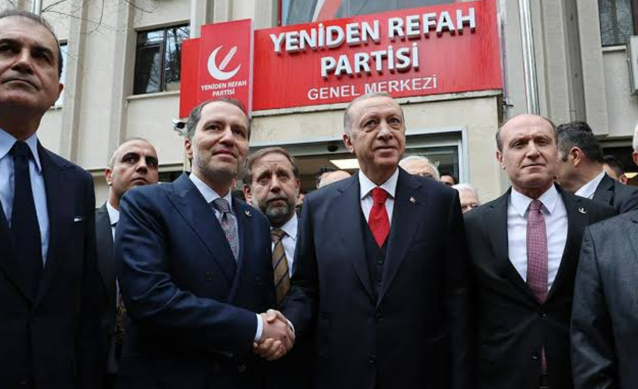 AKP'liler ve Yeniden Refahlılar birbirine girdi