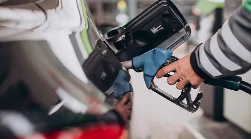 Araç sahiplerine 'eyvah' dedirtecek! Motorine büyük zam yolda!