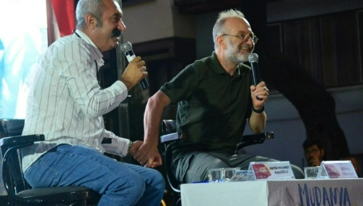 'Komünist Başkan' Kadıköy'den çekilecek mi?