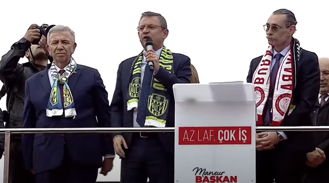 Özgür Özel, Mansur Yavaş ve Behzat Ç. bir arada: "Sevgililer Günü'nde gitti Sisi ile kucaklaşıyor"