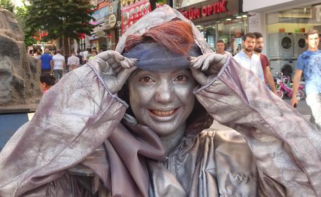 Tiyatro sanatçısından ‘Adalet duruşu’