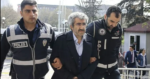 'FETÖ üyeliği'nden yargılanan eski ÖSYM başkanına beraat