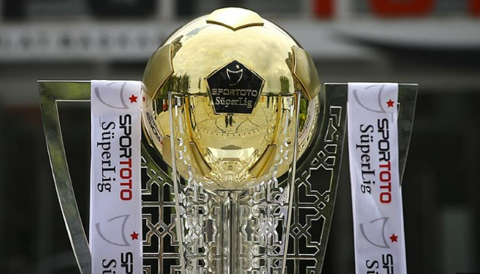Futbol kahini o takımı işaret etti: 2025'ten 2031'e kadar 6 yıl üst üste şampiyon olacak!
