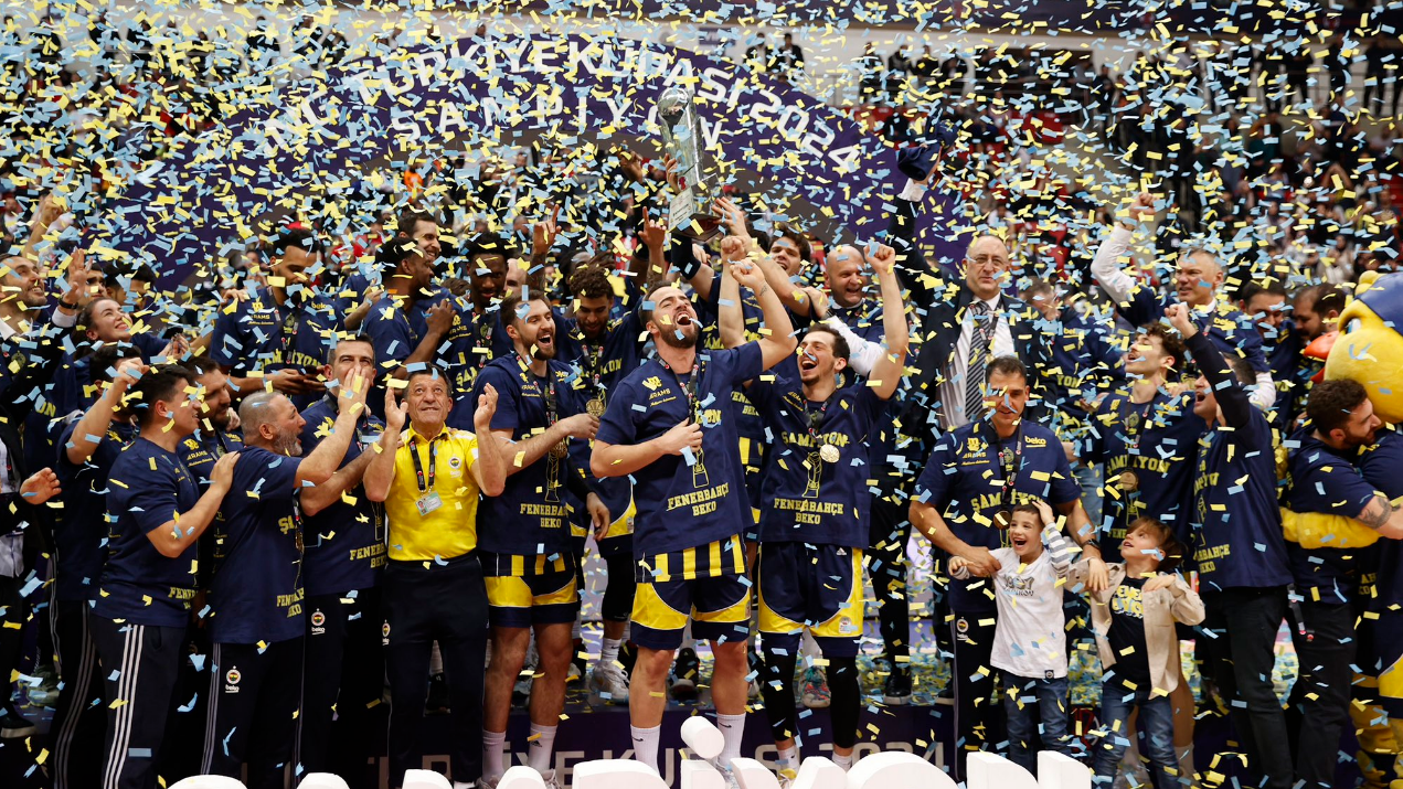 Zaferin Rengi: Sarı-Lacivert! ING Türkiye Kupası Fenerbahçe Beko'nun