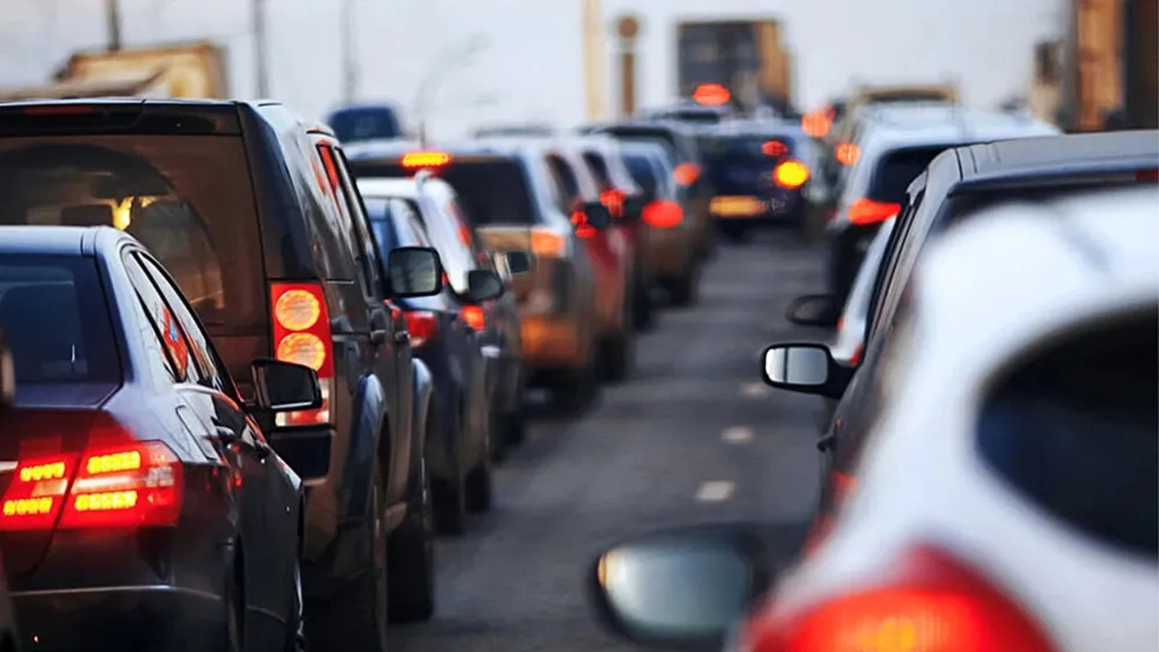 Araç sahipleri dikkat! Zorunlu trafik sigortasında yeni dönem bugün başladı