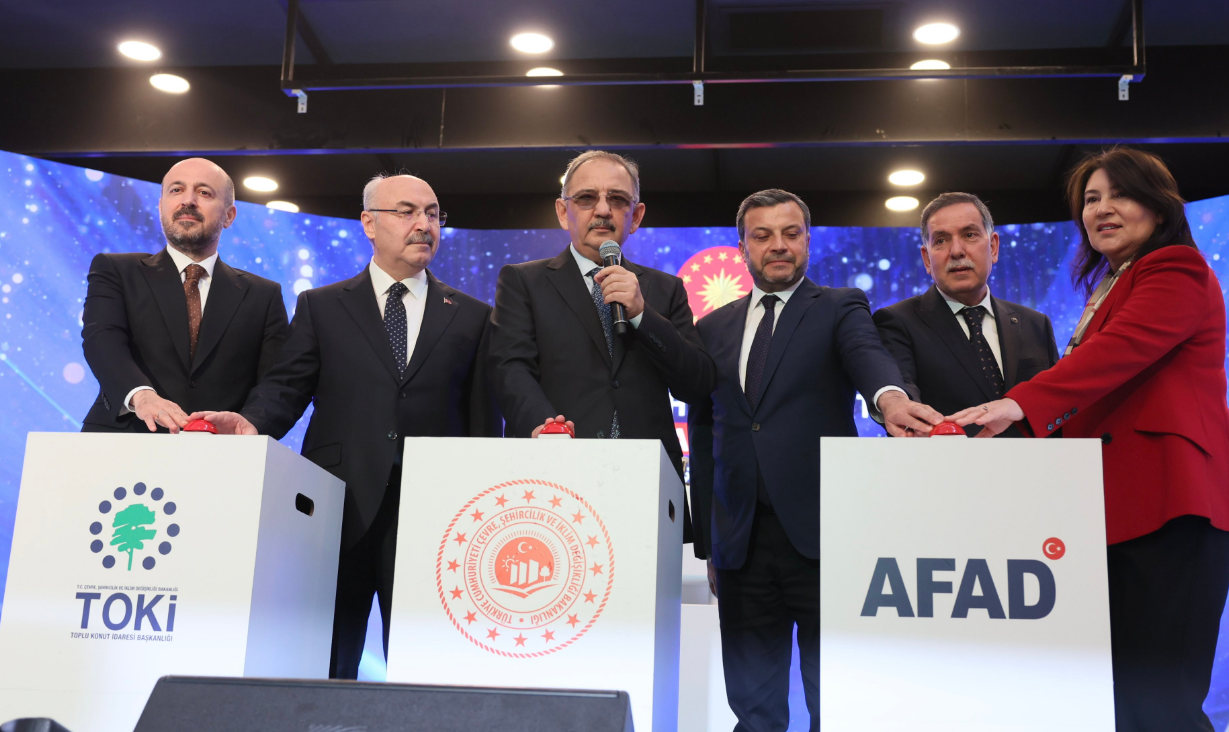 Erdoğan depremden sonra '1 yıl' demişti, Özhaseki '1,5' yıl daha ekledi