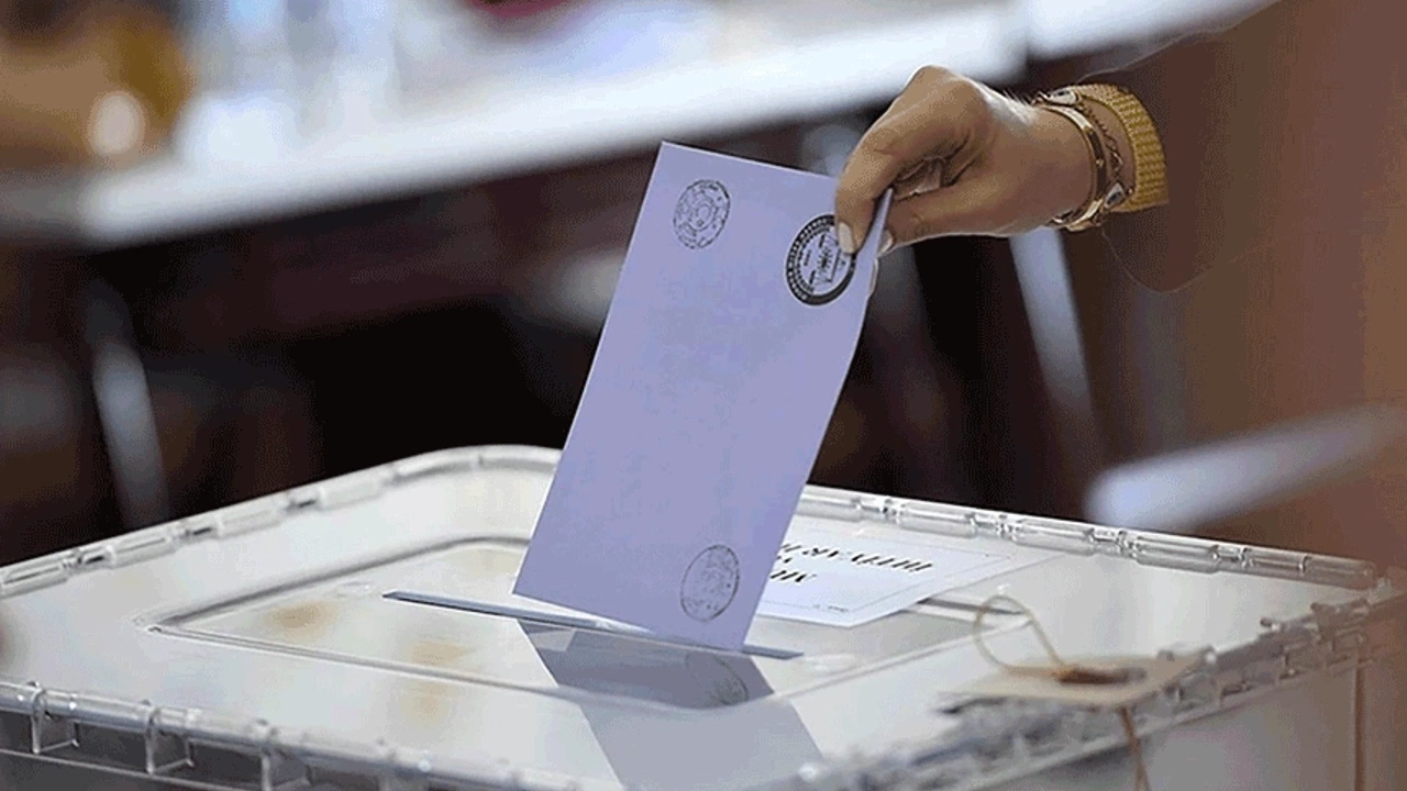 HBS Araştırma'nın genel seçim anketinde 5 siyasi partiyi geride bıraktı! İşte bu pazar seçim olsa kazanacak parti
