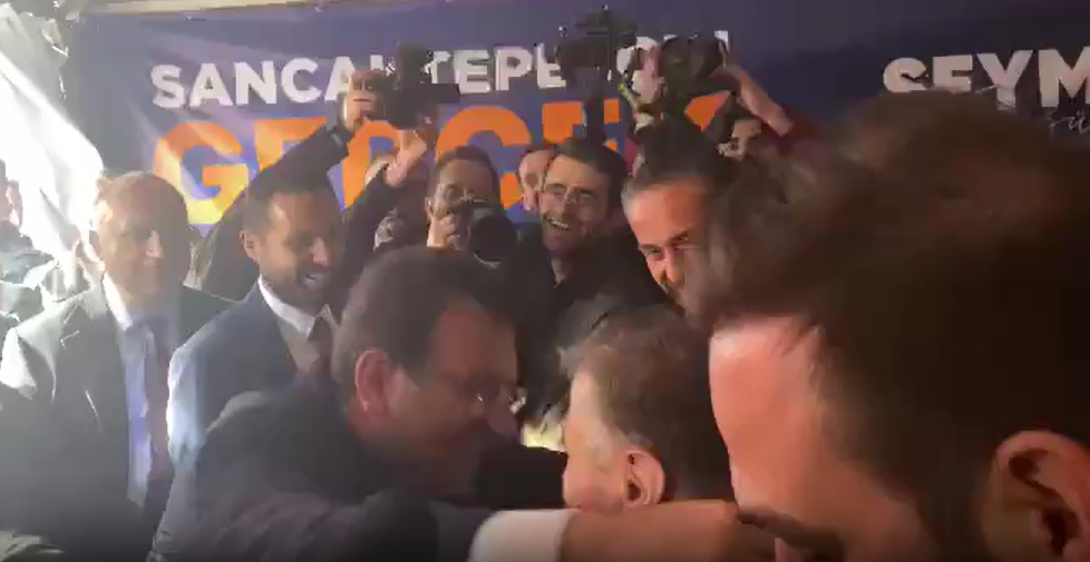 İmamoğlu, kendisini AKP'ye üye yapmak isteyen vatandaşa bakın ne yaptı!