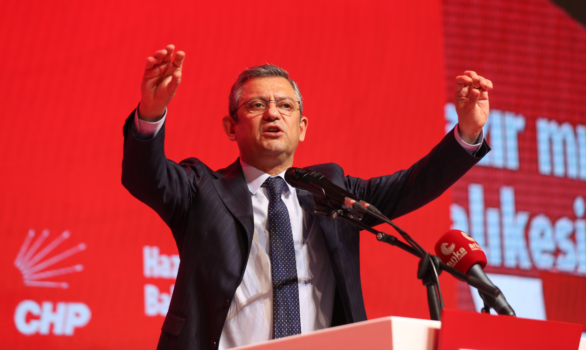 Özgür Özel'den İYİ Parti'ye gönderme: "Balıkesir'in iradesi böyle çalındı"