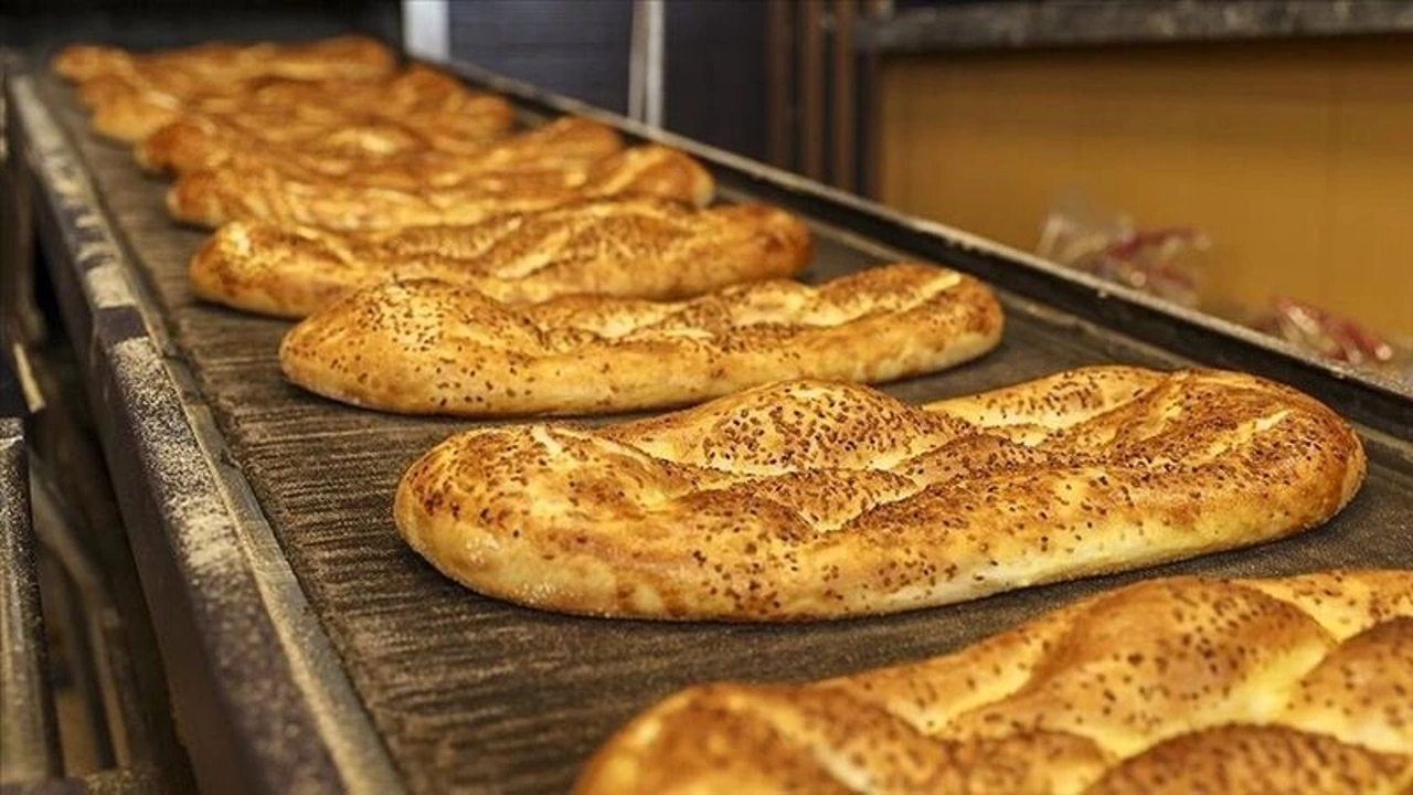 Ramazan pidesi ne kadara satılacak? İstanbul, Ankara, İzmir... Ramazan pidesinin fiyatı belli oldu